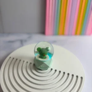 گوی شیشه ای چراغدار طرح کاکتوس