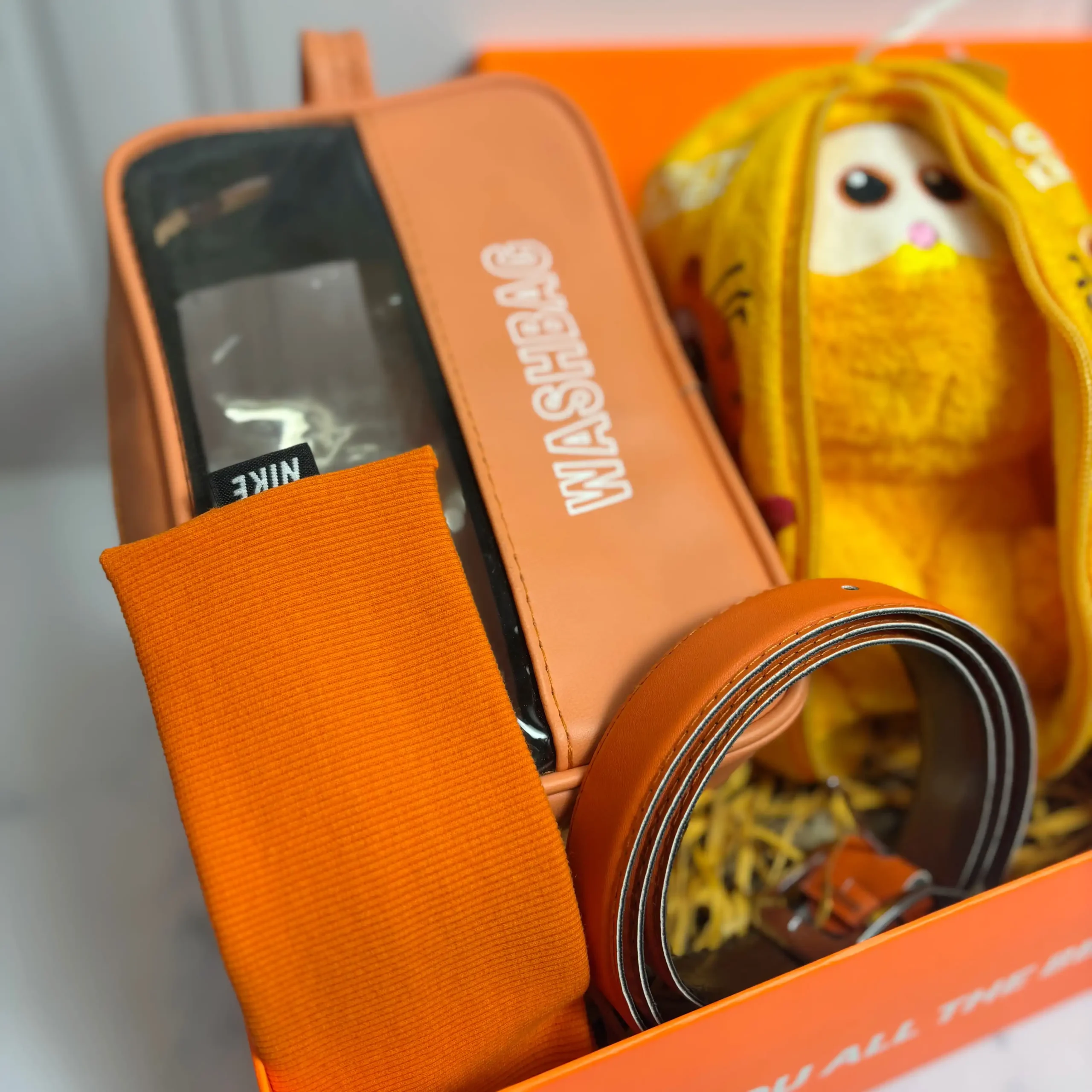 باکس هدیه دخترانه ولنتاین کد 2021