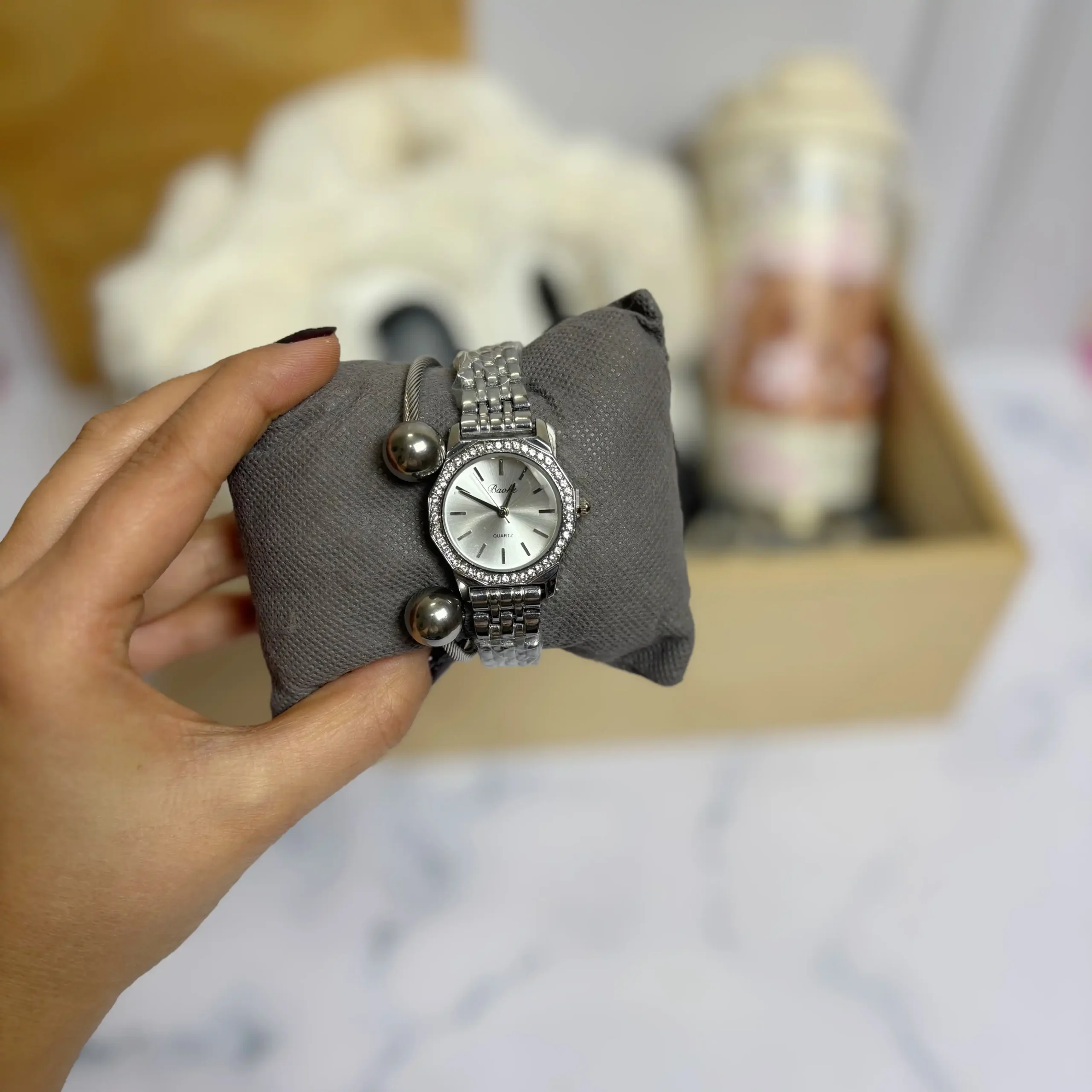 باکس هدیه دخترانه ولنتاین کد 2022